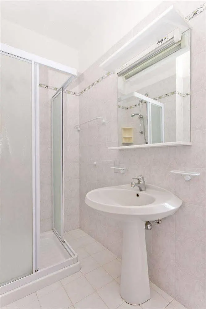 Residence Primera Rompala, Gtsgroup Tignale 5*,  Italy